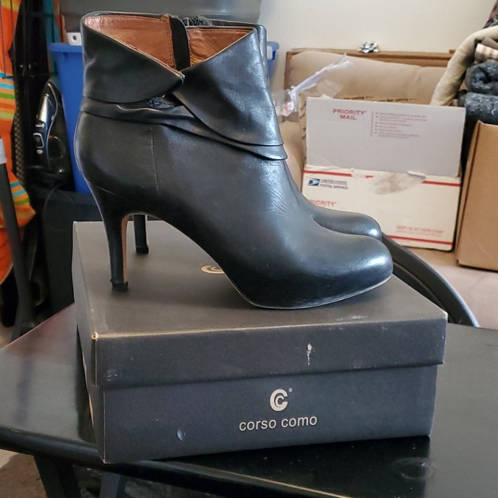 Cute  black booties